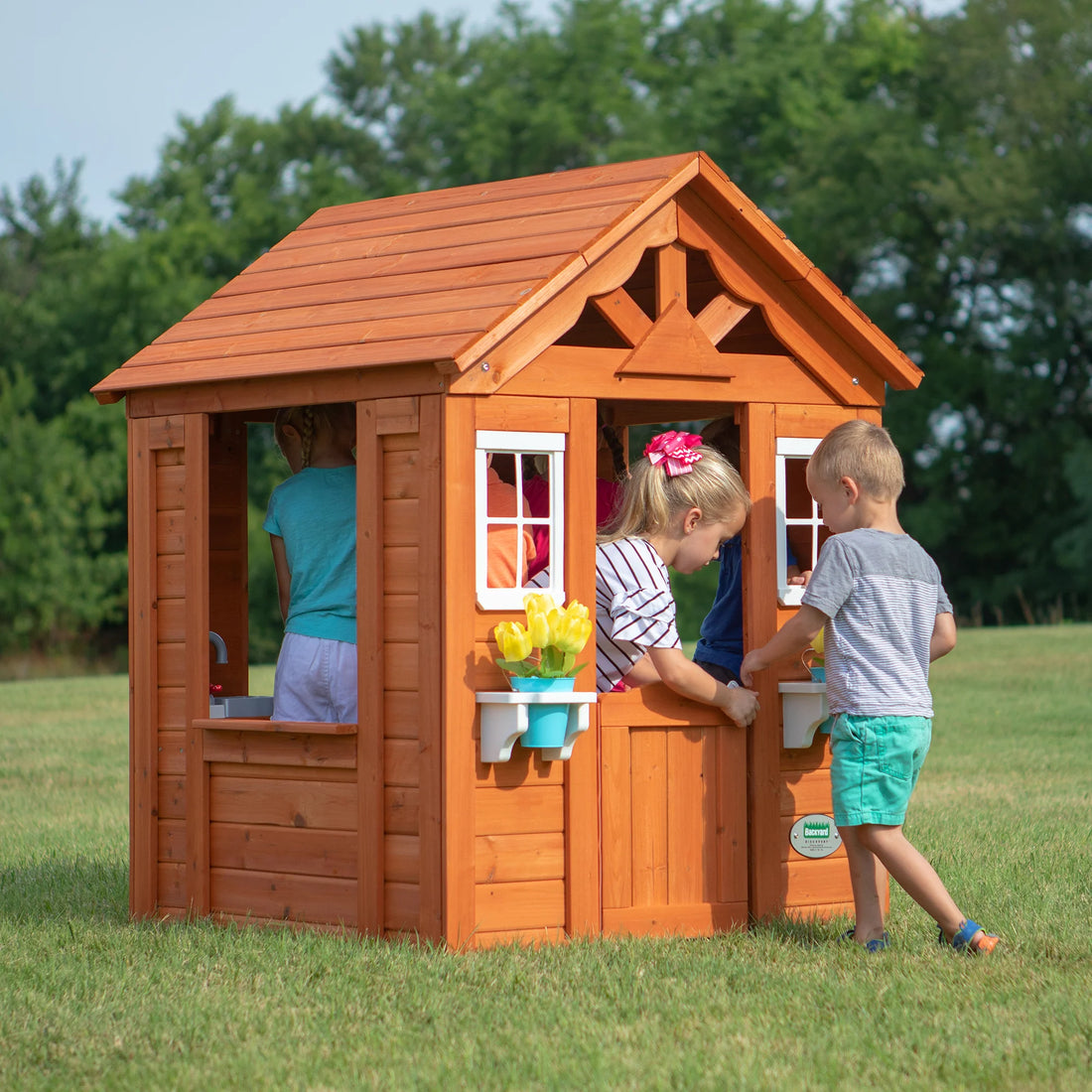 Play House (114x130x135cm)