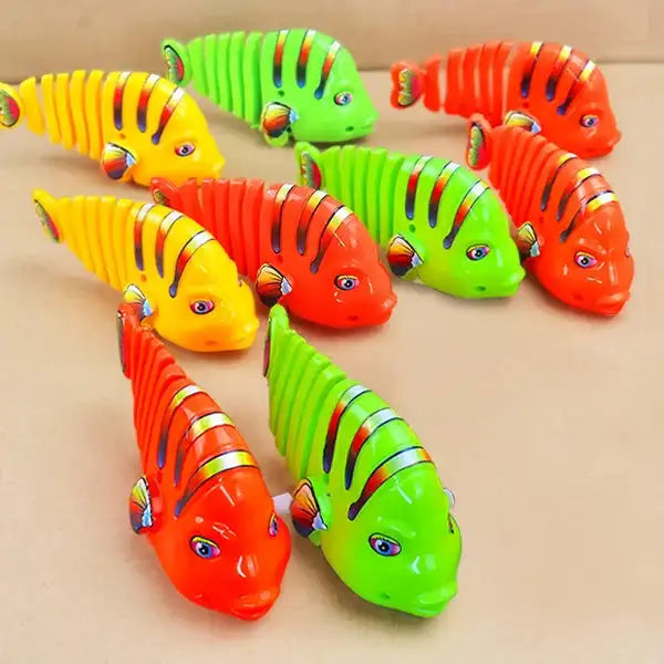 Plastic Wind-Up Wiggle Fish Toys